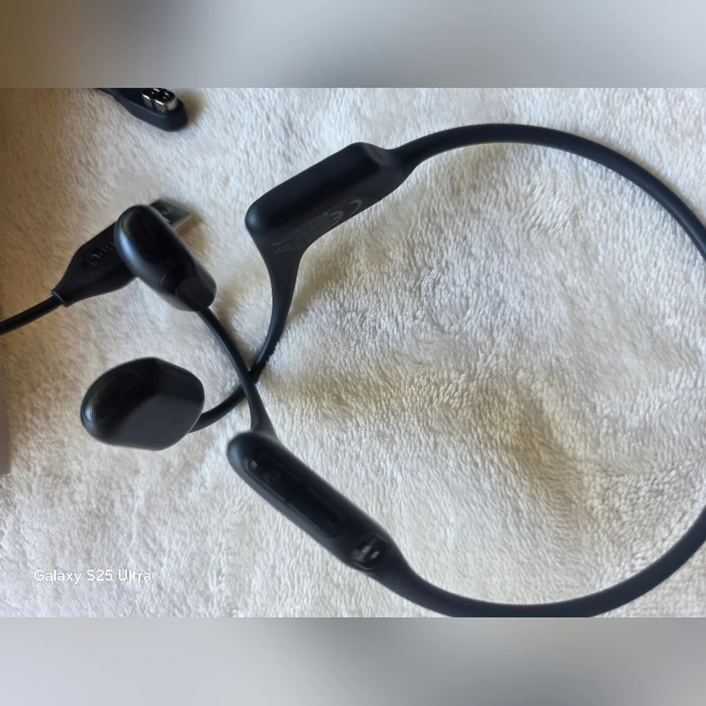 SHOKZ SPORT  Headphones LIKE NEW OpenRun Pro Black s810 - Picture 4 of 14